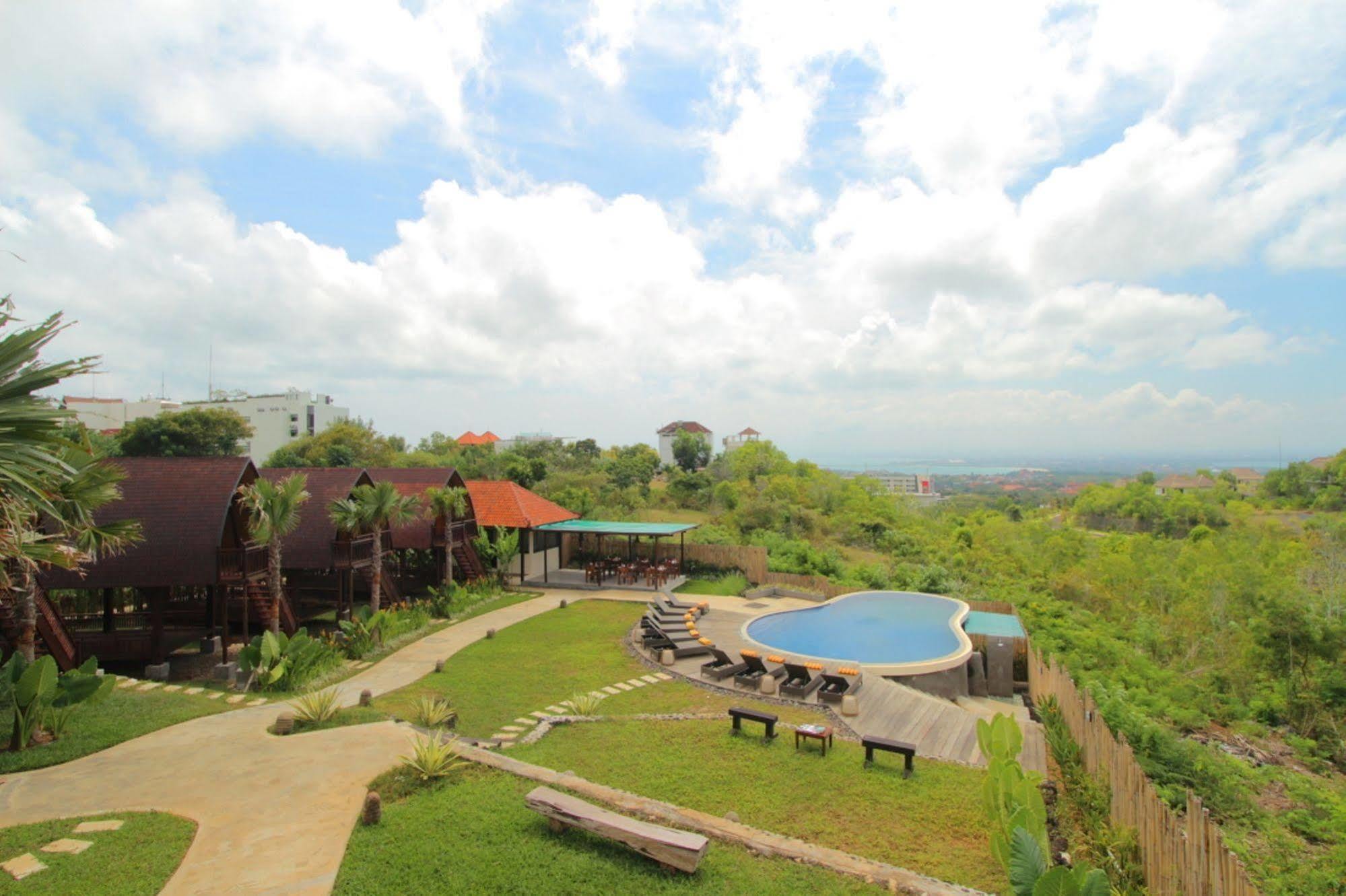 The Kirana Ungasan Jimbaran Exterior foto