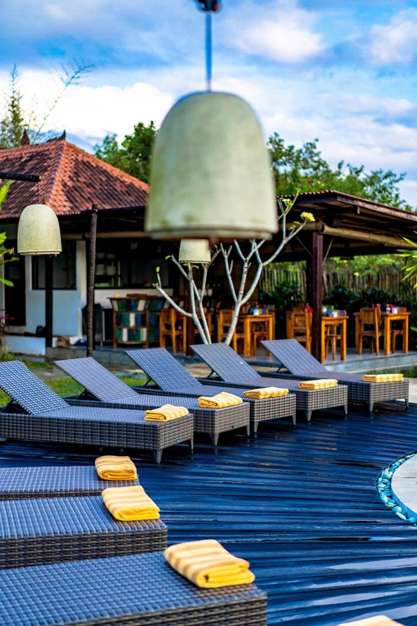 The Kirana Ungasan Jimbaran Exterior foto