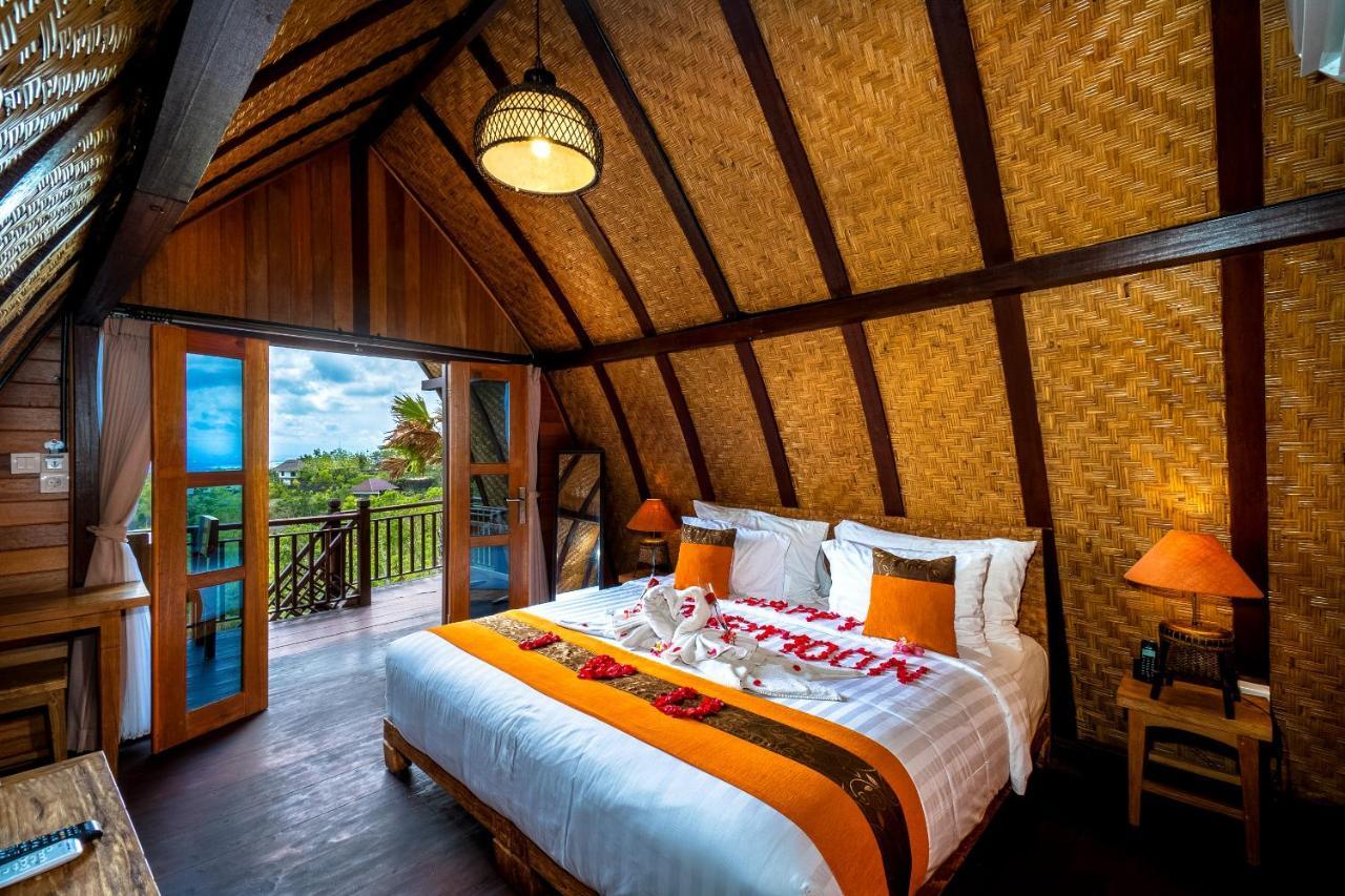 The Kirana Ungasan Jimbaran Exterior foto